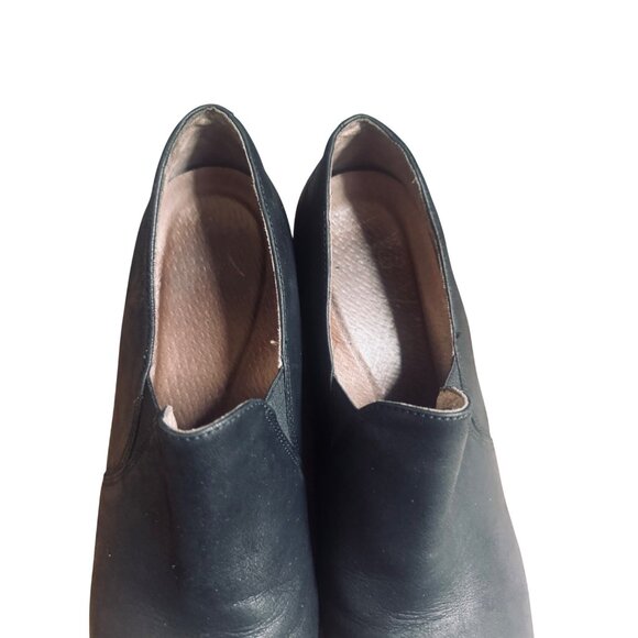 Dansko Women's Size 41/10 Black Robin Burnished Nubuck Heeled Clogs . - Picture 7 of 12